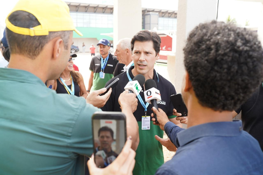 “Goiânia e Goiás vão se transformar com esse evento”, afirma Daniel Vilela no primeiro dia de MotoGP