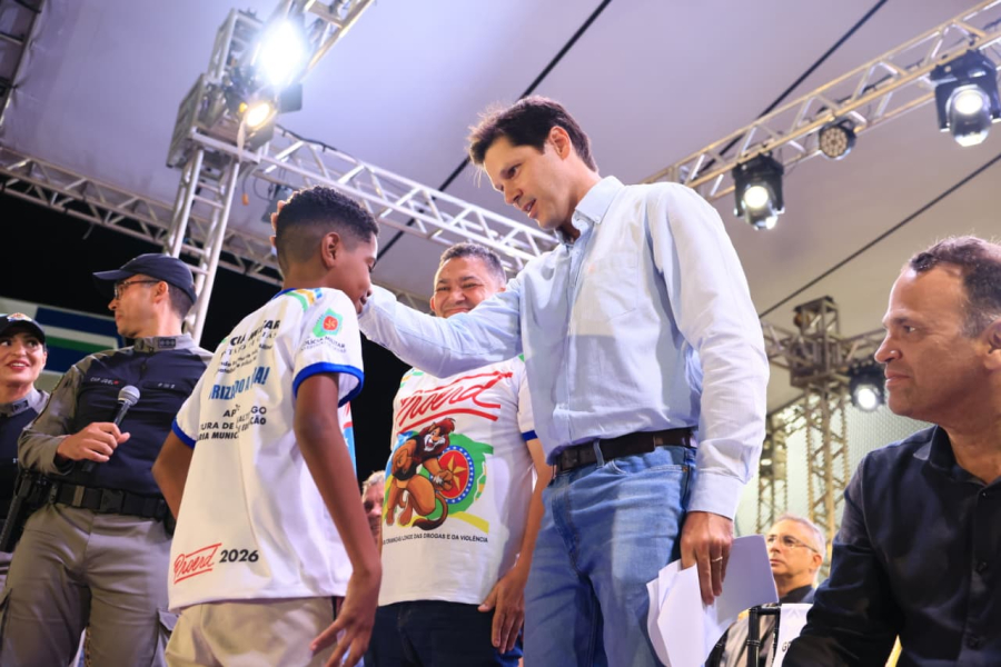 No Entorno do Distrito Federal, Daniel Vilela entrega novo Batalhão da Polícia Militar