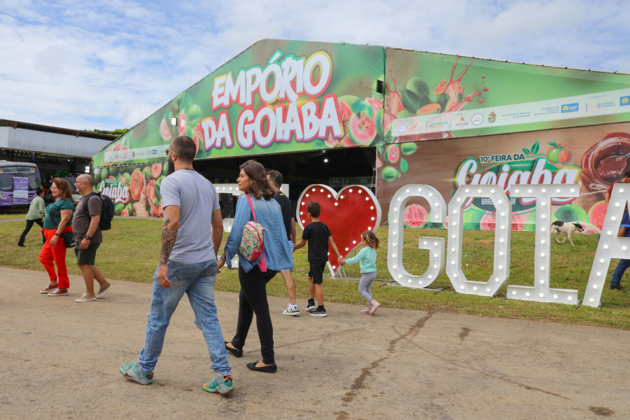 Feira da Goiaba fortalece economia de Brazlândia