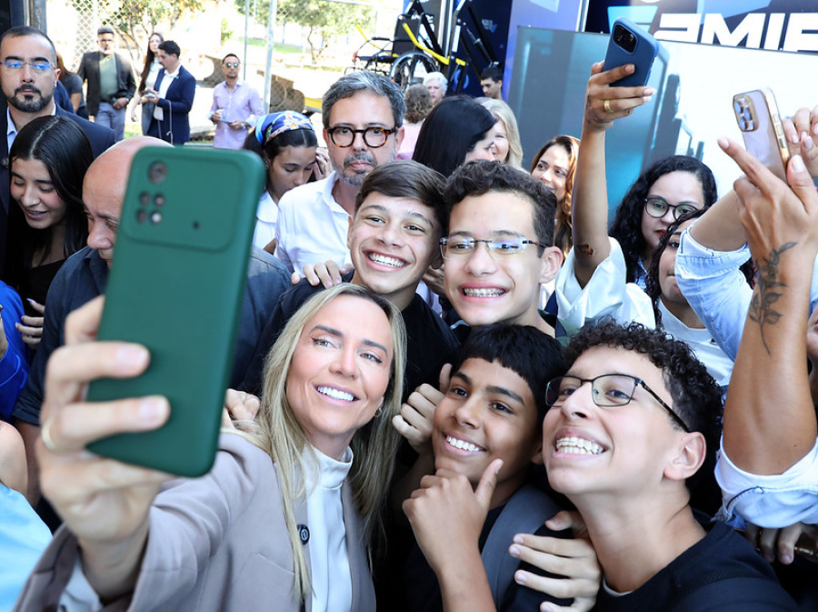 Celina Leão lança carretas do Gamifica DF e amplia capacitação digital para 235 mil atendimentos