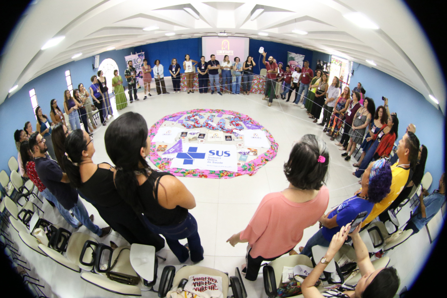 Arte vira estratégia de cuidado em saúde mental no DF