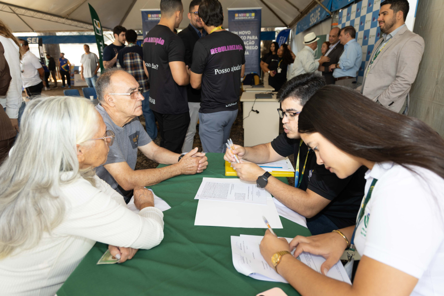 Regularização fundiária ganha reforço com atendimento direto à população no Distrito Federal