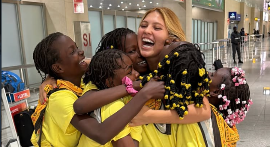 Mari Menezes retorna à Zuzu for Africa e recebe carinho das crianças em Angola