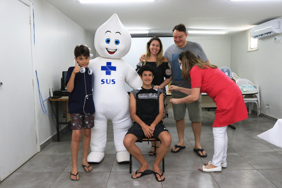 Multivacinação 2026 começa no DF com nova dose contra pólio e atendimento para todas as idades