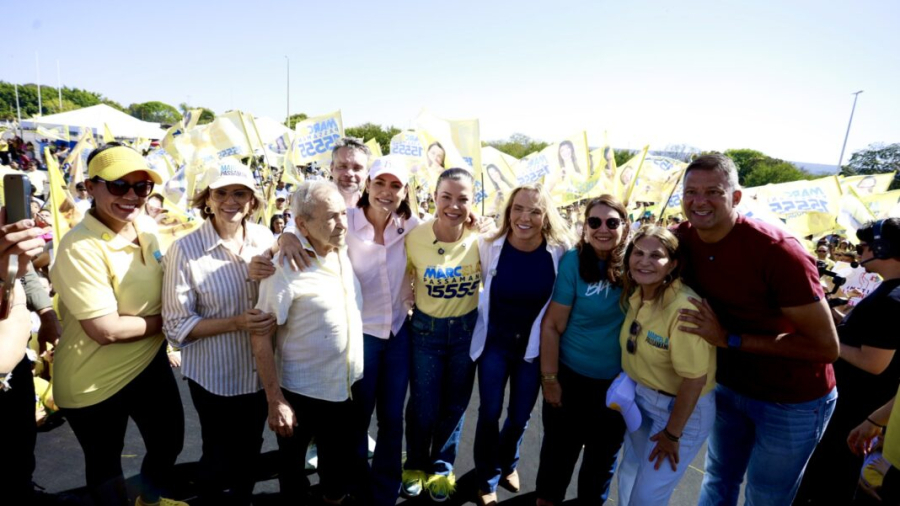 Marcela Passamani inicia campanha com ato que reúne mais de 7 mil pessoas no Distrito Federal