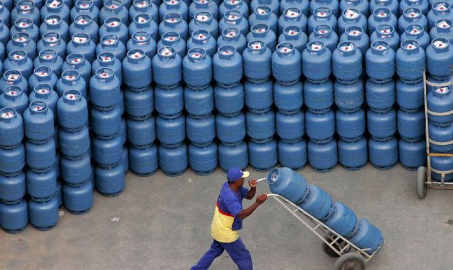 Botijão de gás pode ficar até R$ 8 mais caro no DF a partir de setembro